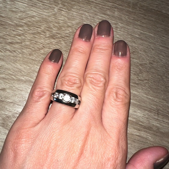 NWOT CHUNKY RHODIUM 5 STONE RING - SIZE 6 - Picture 2 of 7